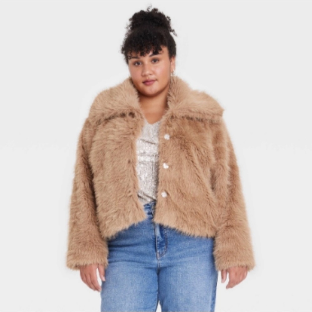 NWT Ava & Viv Women's Tan Cropped Faux Fur Jacket